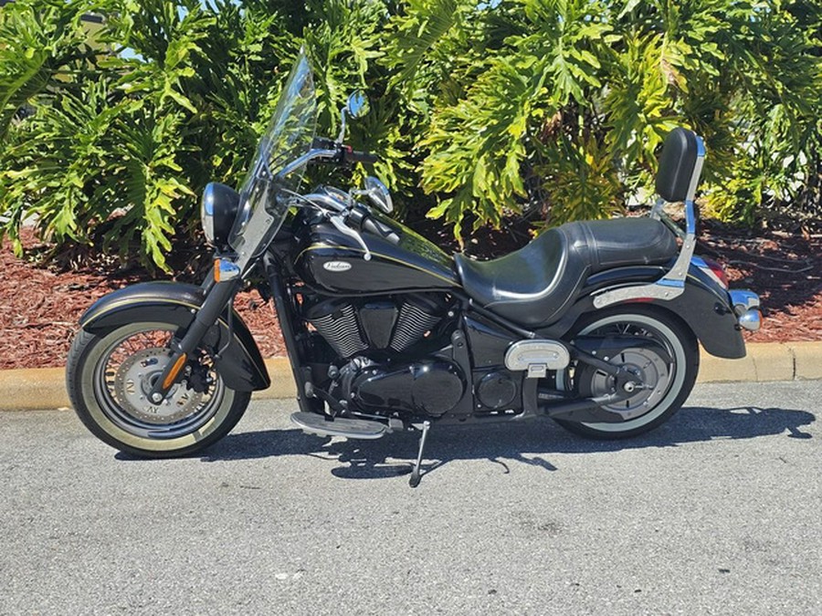 2023 Kawasaki Vulcan 900 Classic