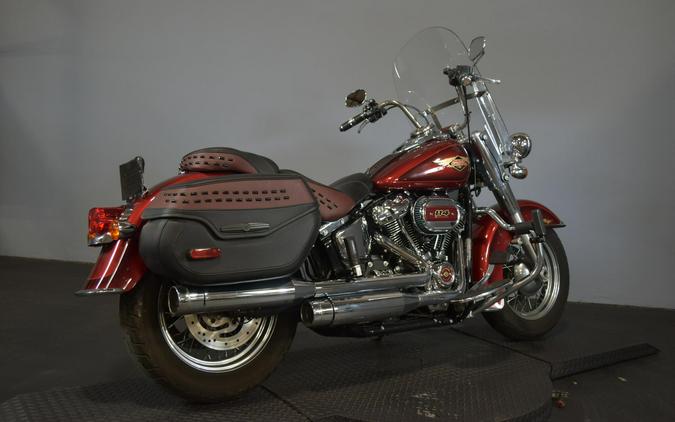 2023 Harley-Davidson Heritage Classic Heirloom Red Fade