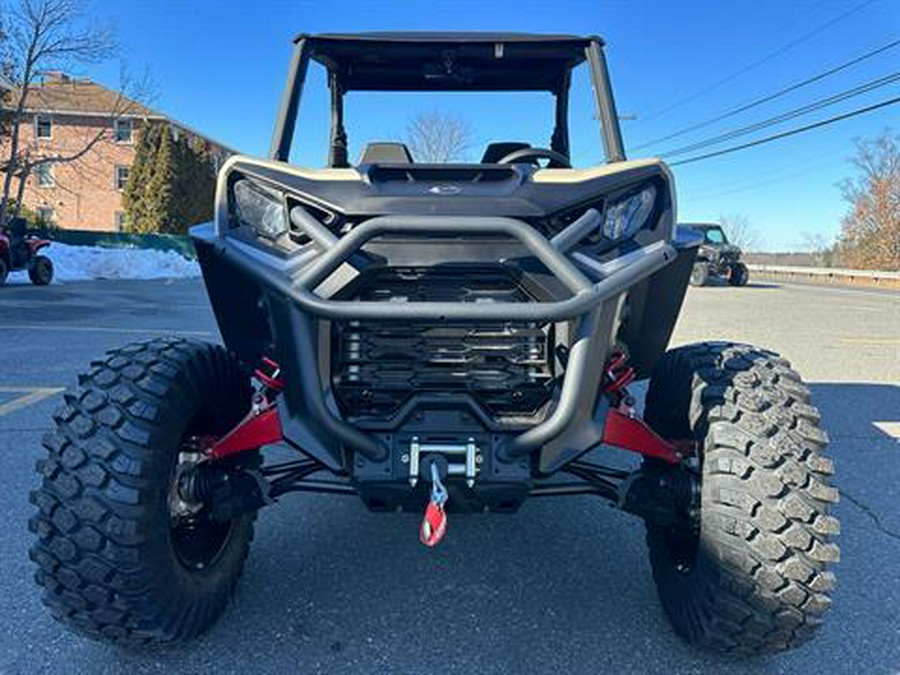 2024 Can-Am Commander XT-P