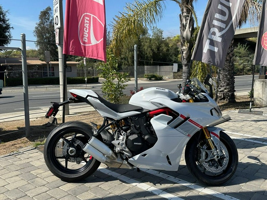 2024 Ducati Supersport 950 S White Stripe