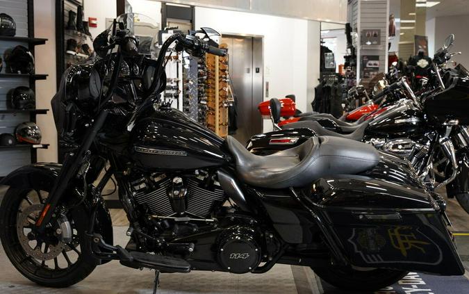 Used 2019 Harley-Davidson Street Glide Special Grand American Touring FLHXS Motorcycle For Sale In Raleigh, North Carolina
