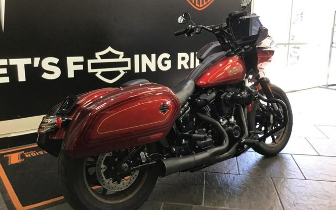 2022 Harley-Davidson® Low Rider® El Diablo El Diablo Bright Red and El Diablo Dark Red Metallic Fade