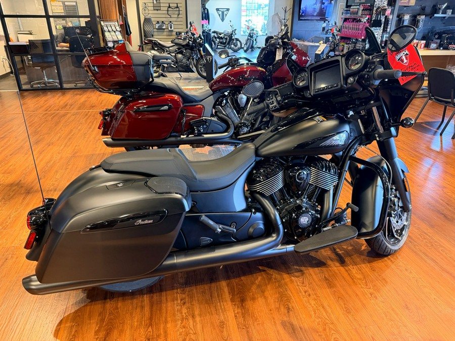 2026 Indian Motorcycle Chieftain® Dark Horse® with PowerBand Audio Package