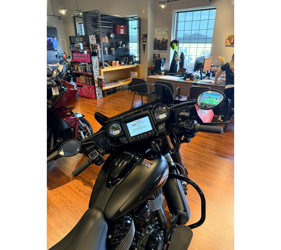2026 Indian Motorcycle Chieftain® Dark Horse® with PowerBand Audio Package