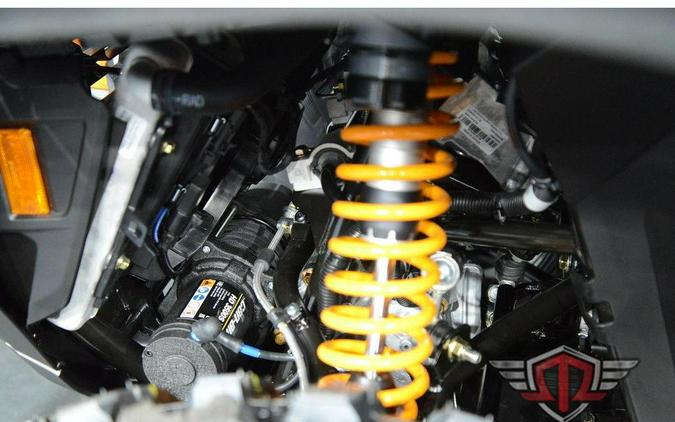 2026 Can-Am Outlander XT-P 1000R Mineral Grey & Orange Crush