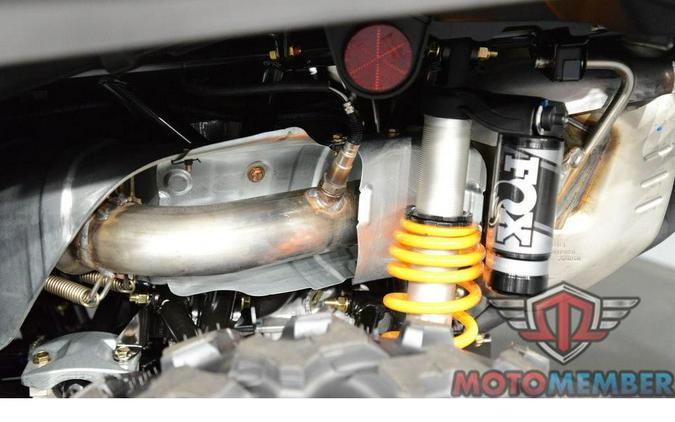 2026 Can-Am Outlander XT-P 1000R Mineral Grey & Orange Crush