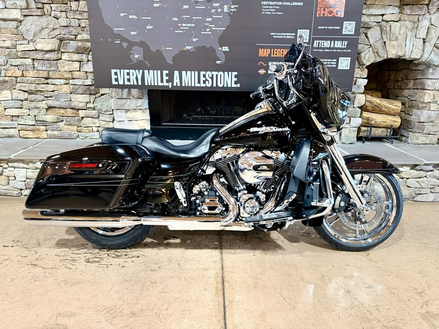 2016 FLHXS - Street Glide Special