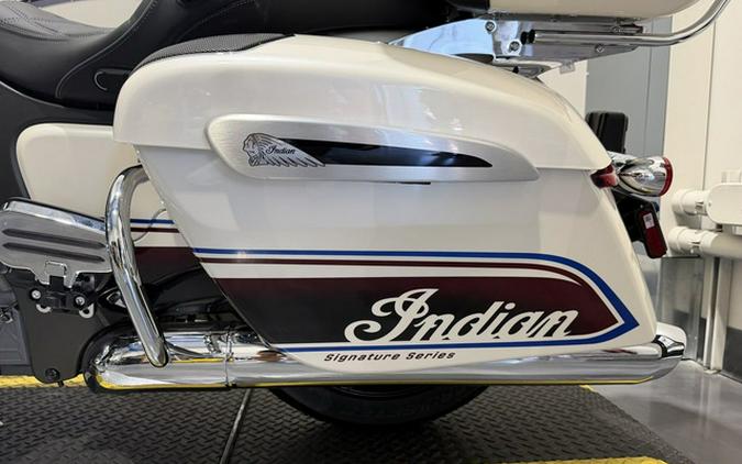 2026 Indian Pursuit Limited Signature Series Frontier Pearl / Revere Red