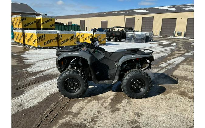 2026 Can-Am OUT DPS 700