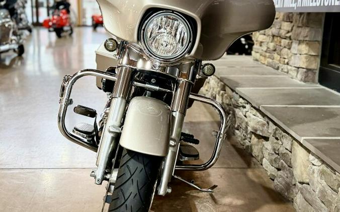 2018 FLHX - Street Glide
