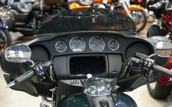 2021 Harley-Davidson Trike FLHTCUTG - Tri Glide Ultra