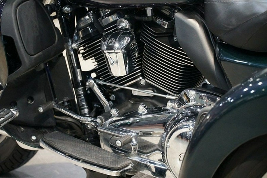 2021 Harley-Davidson Trike FLHTCUTG - Tri Glide Ultra