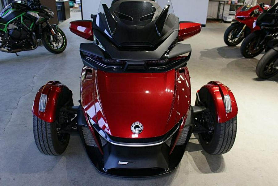 2023 Can-Am® Spyder RT Limited Dark Wheels