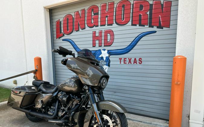 2021 Harley-Davidson CVO™ Street Glide®