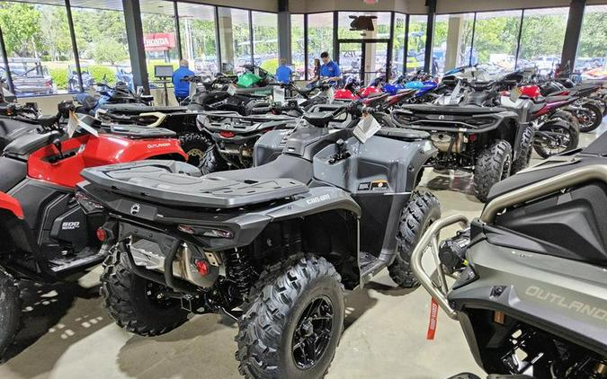 2026 Can-Am® Outlander DPS 850