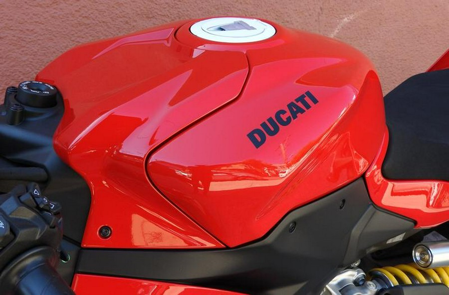 2025 Ducati Panigale V2