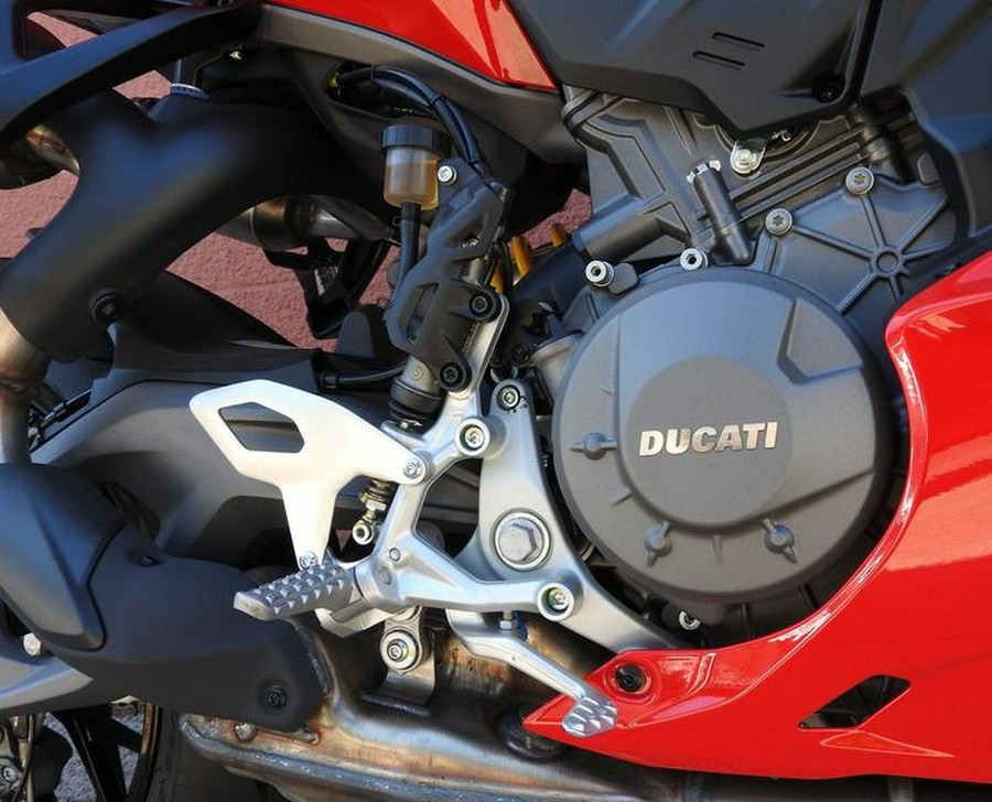 2025 Ducati Panigale V2