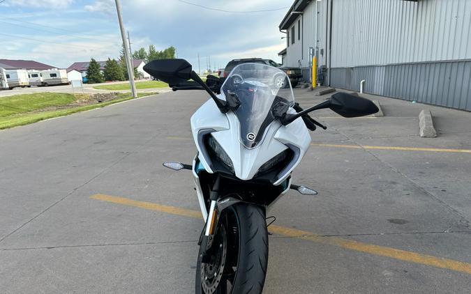 2022 CFMOTO 300SS