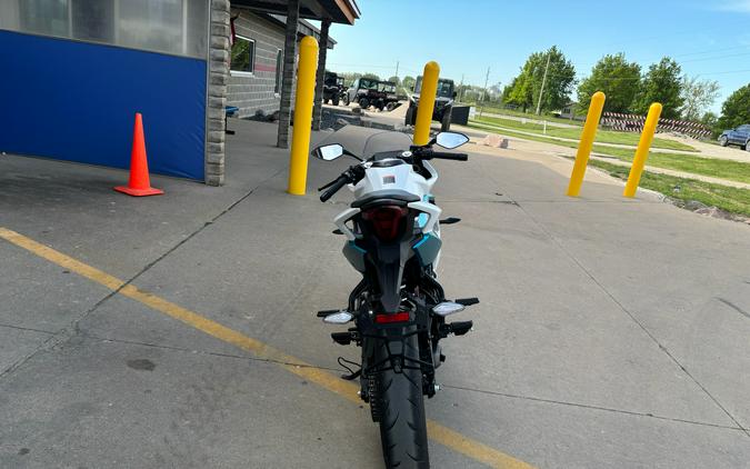 2022 CFMOTO 300SS