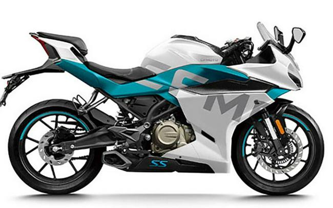 2022 CFMOTO 300SS