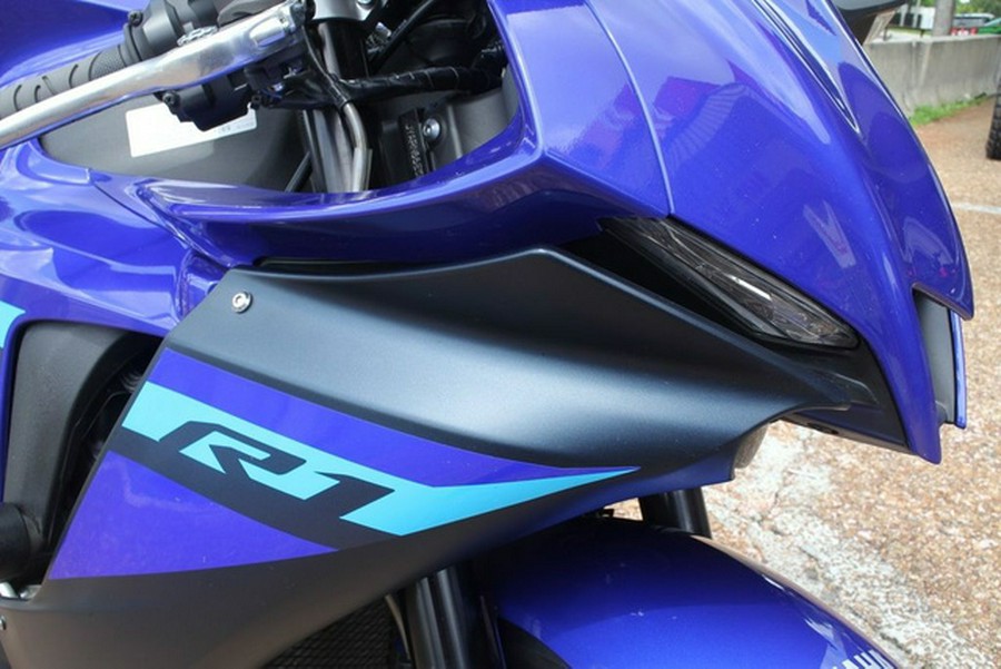 2024 Yamaha YZF-R1