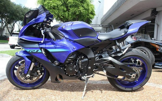 2024 Yamaha YZF-R1
