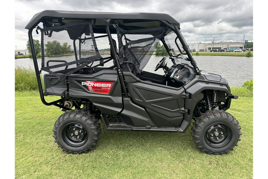 2024 Honda Pioneer 1000-5