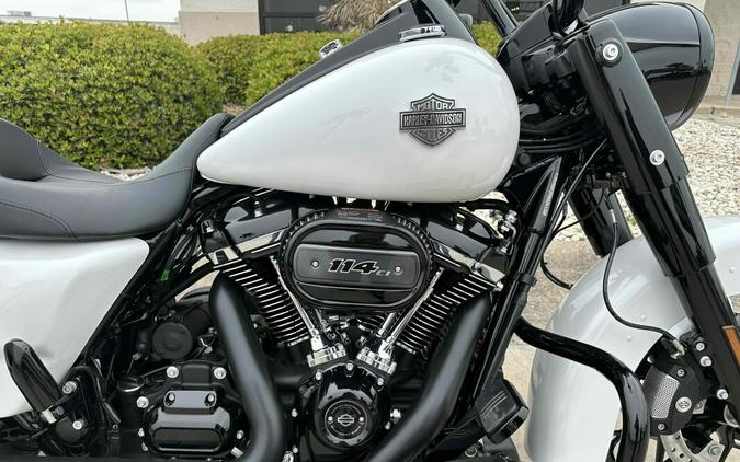 2024 Harley-Davidson Road King Special