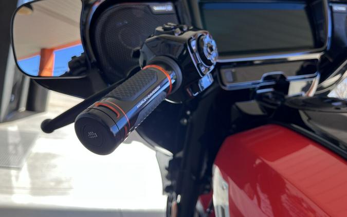 FLHXSE 2024 CVO™ Street Glide®