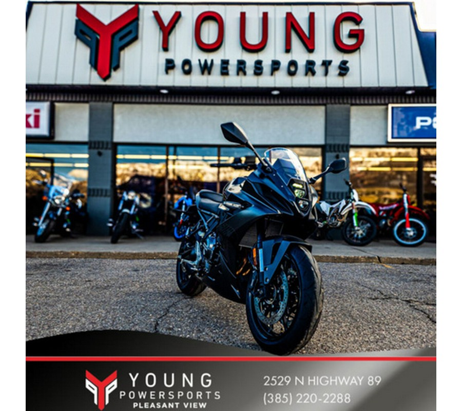 2025 Suzuki GSX-8R