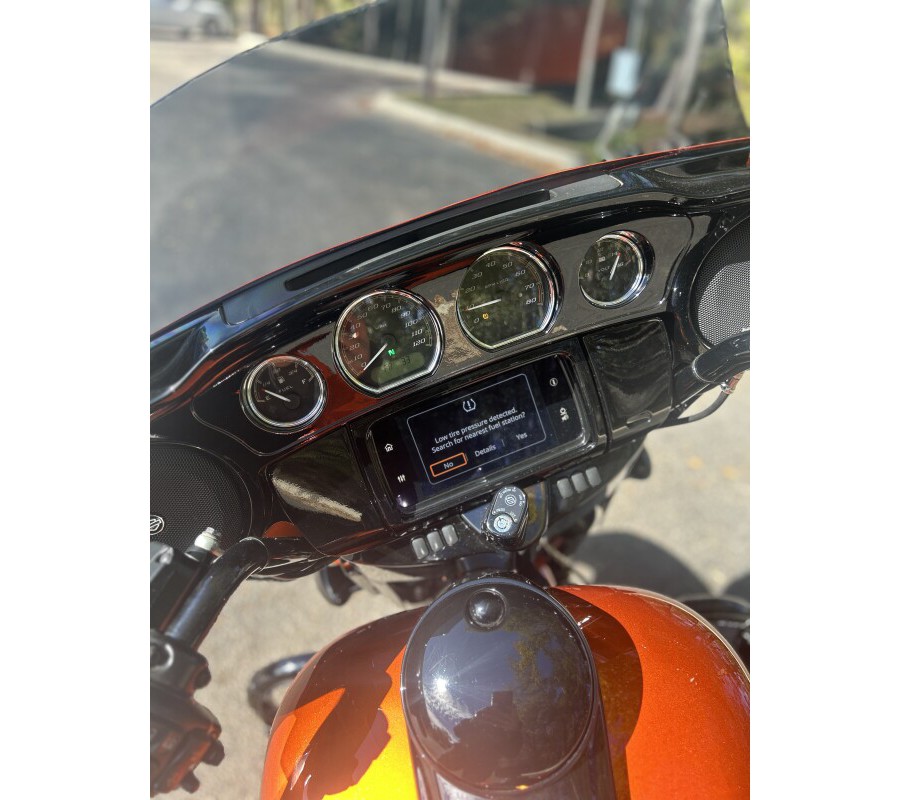 FLHXS 2020 Street Glide® Special