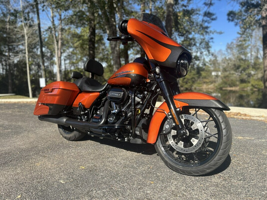 FLHXS 2020 Street Glide® Special