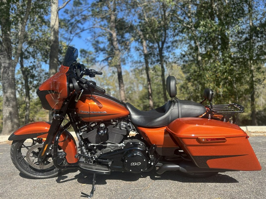 FLHXS 2020 Street Glide® Special