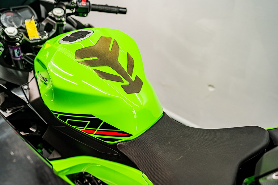 2023 Kawasaki Ninja 400 KRT Edition