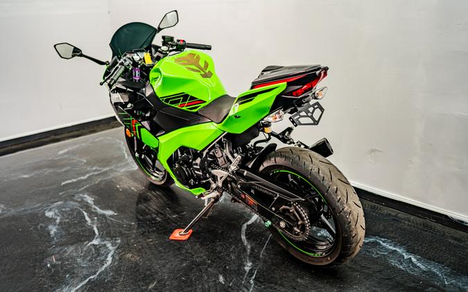 2023 Kawasaki Ninja 400 KRT Edition