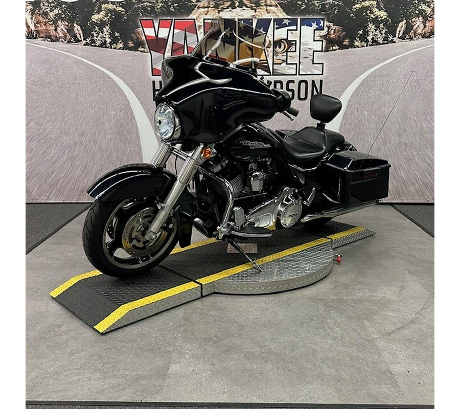 2013 FLHX Street Glide