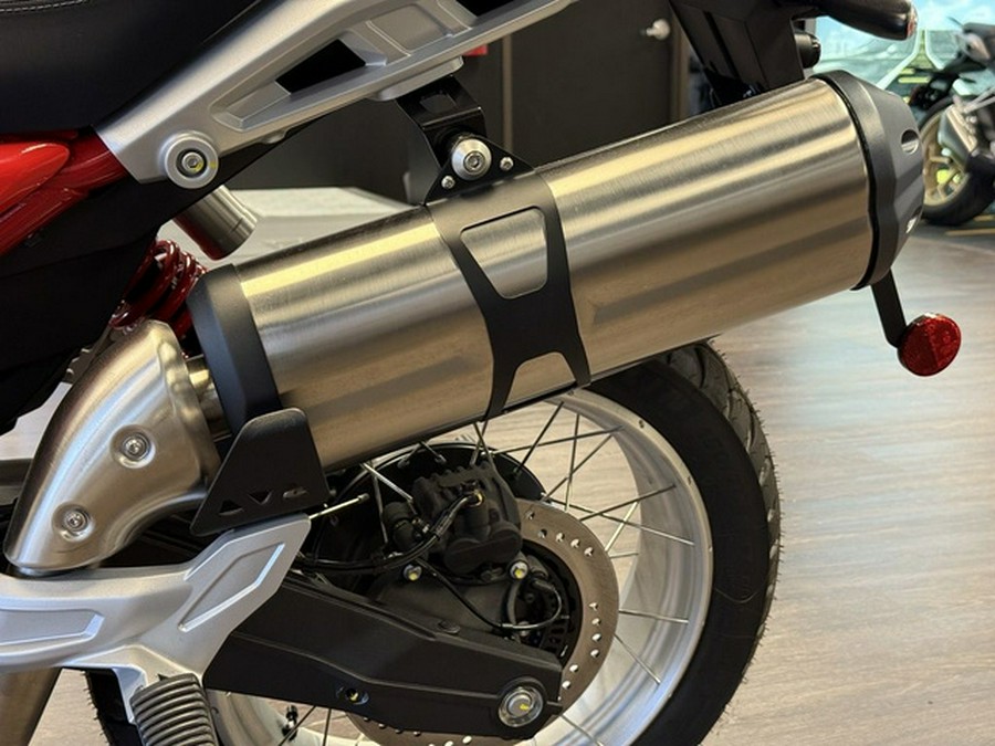 2025 Moto Guzzi V85 TT