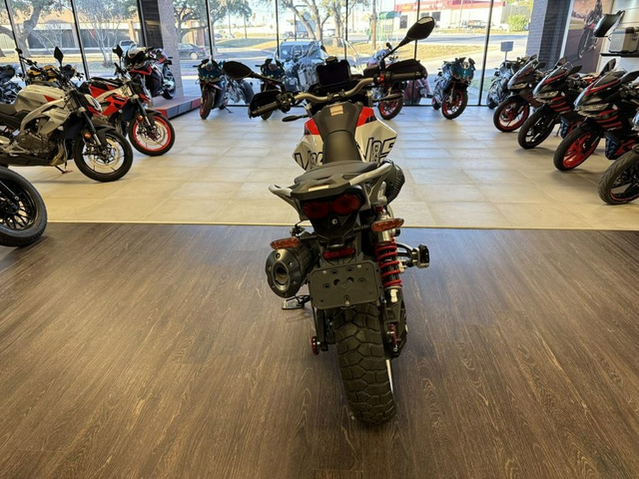 2025 Moto Guzzi V85 TT