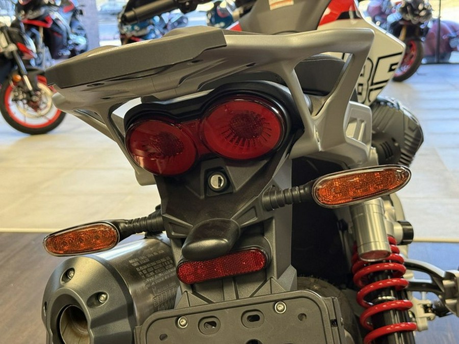 2025 Moto Guzzi V85 TT