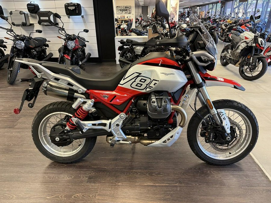2025 Moto Guzzi V85 TT