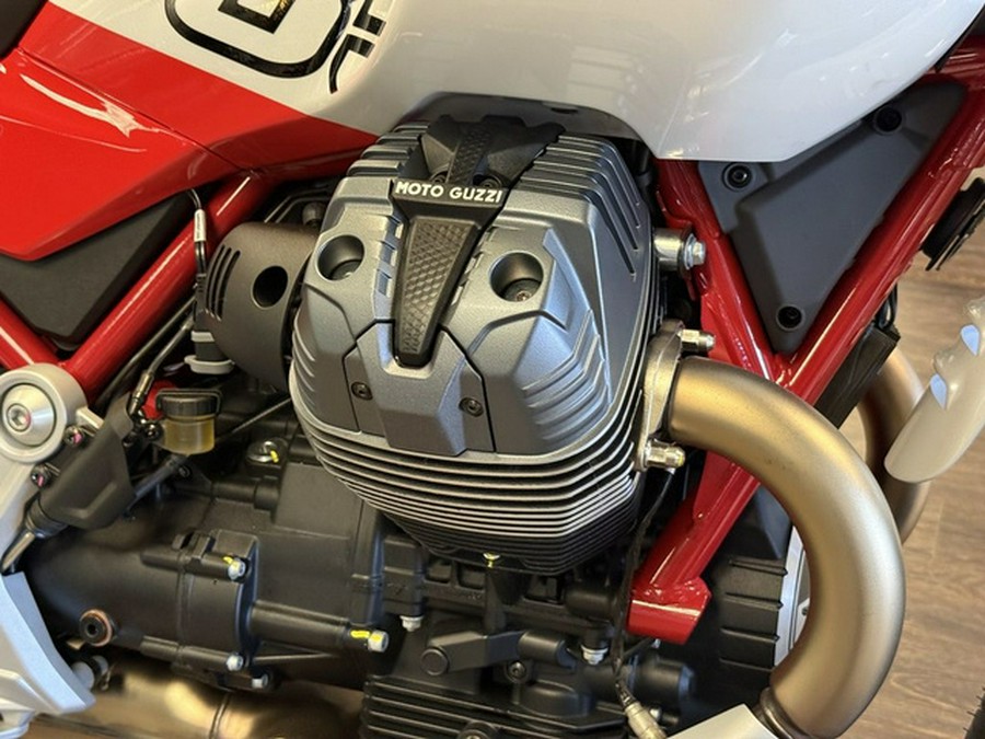 2025 Moto Guzzi V85 TT