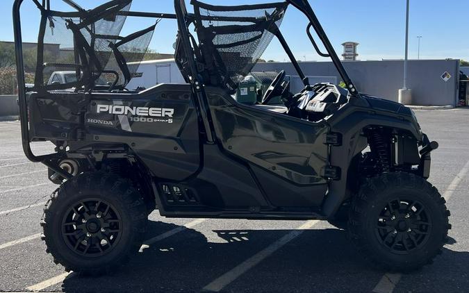 2025 Honda® Pioneer 1000-5 Deluxe