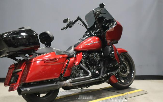 2019 Harley-Davidson Road Glide Wicked Red