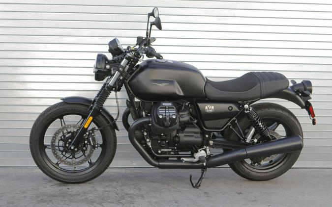 2026 Moto Guzzi V7 Stone