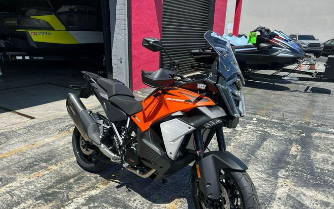 2027 KTM 1390 SUPER ADVENTURE S EVO