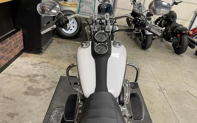2015 Harley-Davidson® FXDL - Dyna® Low Rider®
