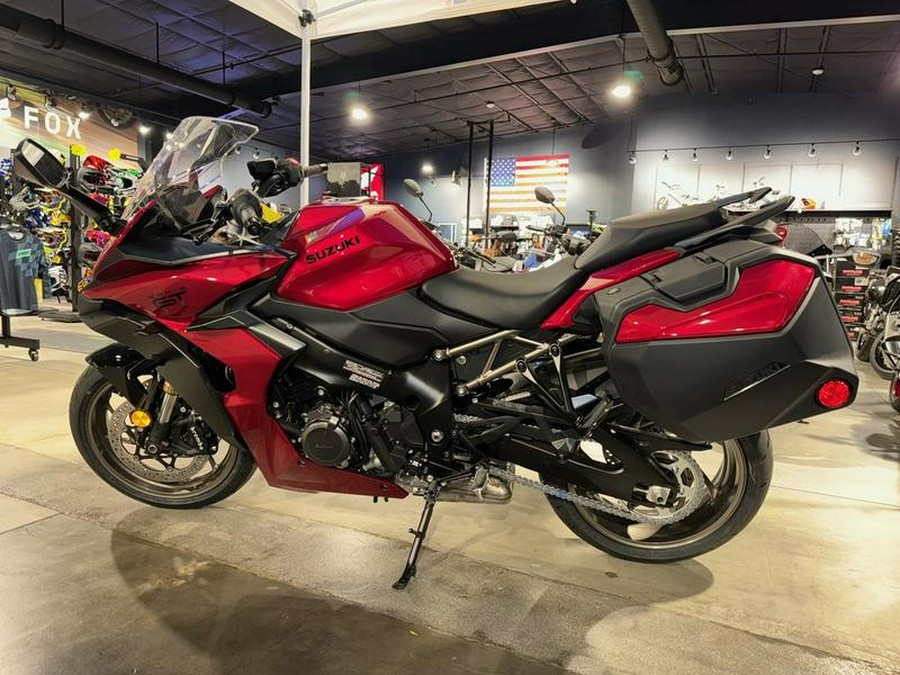 2024 Suzuki GSX-S1000GT Plus