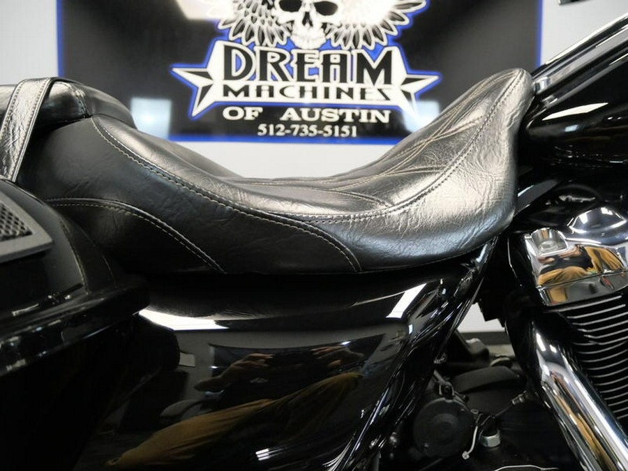 2017 Harley-Davidson® FLTRX - Road Glide®