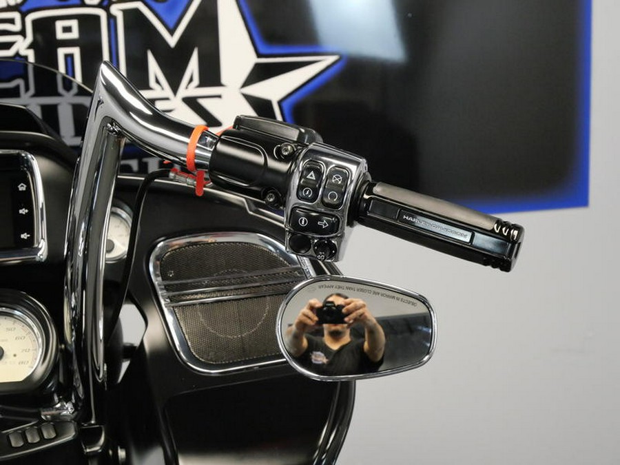 2017 Harley-Davidson® FLTRX - Road Glide®