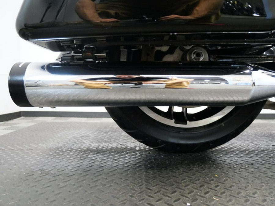 2017 Harley-Davidson® FLTRX - Road Glide®